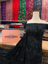 Load image into Gallery viewer, 2 - Dress &amp; Coat (Kras &amp; Kaw)