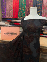 Load image into Gallery viewer, 2 - Dress &amp; Coat (Kras &amp; Kaw)