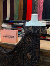 Load image into Gallery viewer, 2 - Dress &amp; Coat (Kras &amp; Kaw)